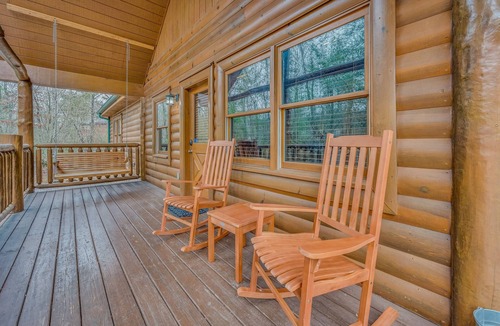 Cosby Cabin | Smoky Mtn Cabin: Indoor Pool, Theater, Game Room🏡
