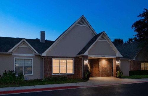 Town Center Hotel | Sonesta ES Suites Atlanta Kennesaw Town Center