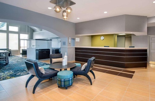 Town Center Hotel | Sonesta ES Suites Atlanta Kennesaw Town Center