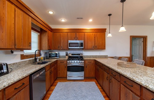 Edisto Island House | Sound Choice:Oceanfront Home;Sunset Views/Dolphin Sightings on St. Helena Sound; Screened Porch