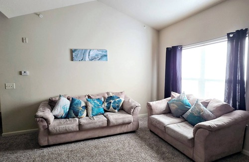 Port Wentworth Apartment | Spacious 3-bedroom apartment with AC, WiFi in charming Port Wentworth