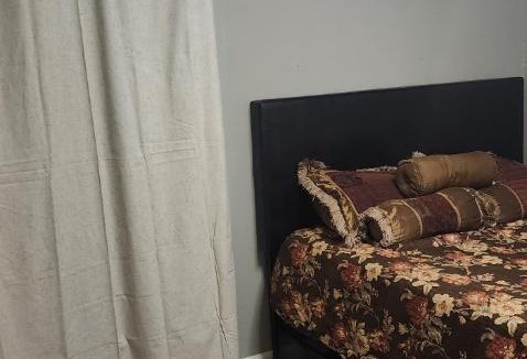 Church Street Apartment | Spacious 3-Bedroom House in Atl