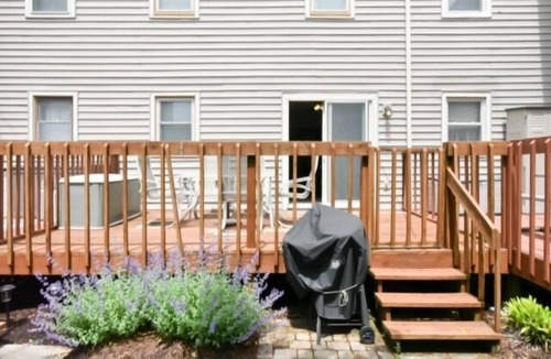 Caine Woods House | Spacious 3 BR 3 Bath home with community pool, porch and deck, WiFi, Full Kit