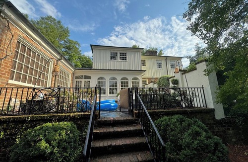 Forest Hills House | Spacious 4-bedroom House in best neighborhood in Augusta. 1.5 miles to course