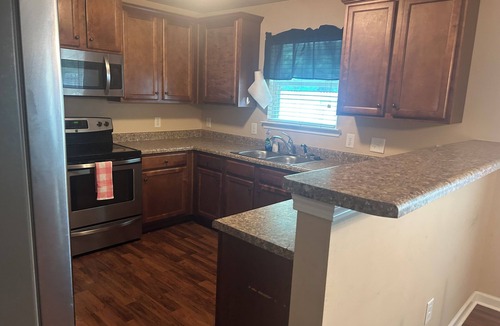 Macon House | Spacious 4-bedroom house in peaceful Macon with AC