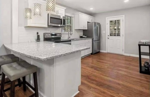 Atlanta House | Spacious 5-bedroom house in delightful Atlanta!