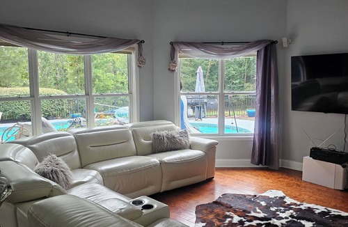 Jonesboro House | Spacious Atlanta Home w/Private Pool Fire Pit & WiFi near Town and Airport