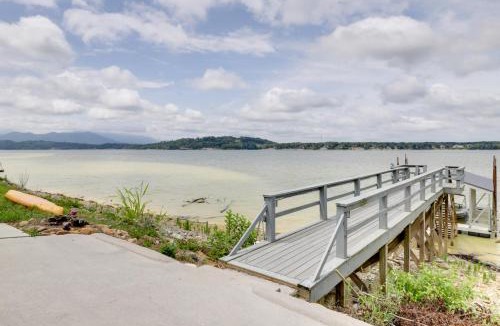 Baneberry House | Spacious Baneberry Home w/Lake Douglas Views!