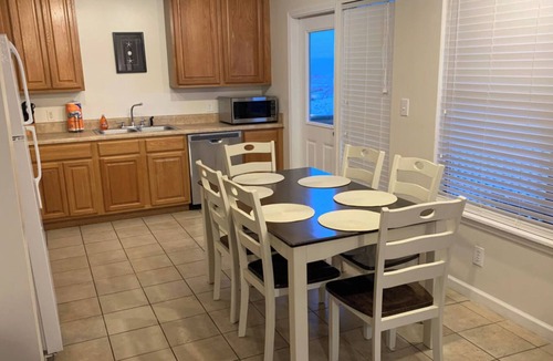Ono Island Resort | Spacious condo on the beach in Gulf Shores, AL!