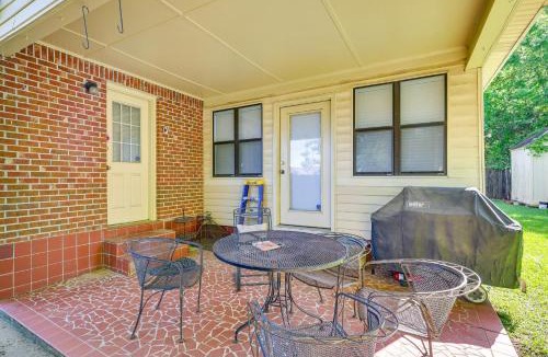 Montgomery House | Spacious Downtown Montgomery Home w/Yard, Patio!