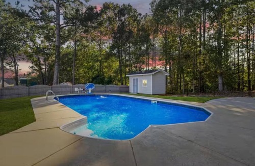 Garner House | Spacious Garner Oasis w/Private Pool - 12 Guests