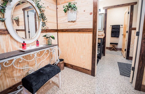 Cottondale Cabin | Spacious Lodge in the Country