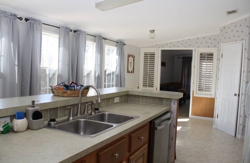 Dandridge House | Spacious, Pet-Friendly Home Near Douglas Lake, Room for Families, Groups & Boats