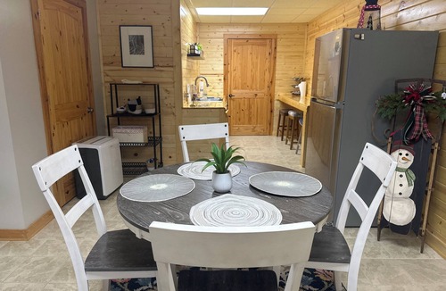 Mount Airy Apartment | Spacious Private Apartment minutes from downtown