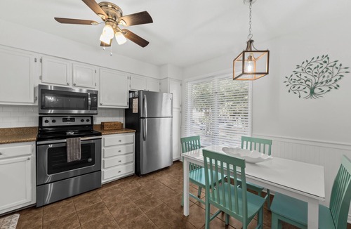 Seabrook Island Cottage | Starfish Cottage by Sandpiper | Near Beach