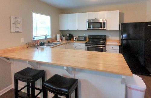 Crestline Heights House | Stay at The Style - Remodeled & 9 Min. to DT