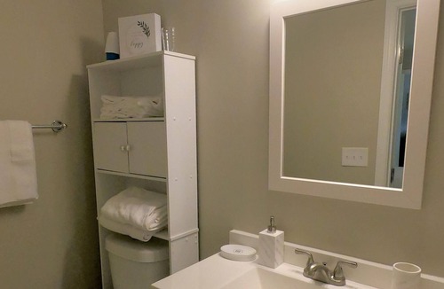 Crestline Heights House | Stay at The Style - Remodeled & 9 Min. to DT