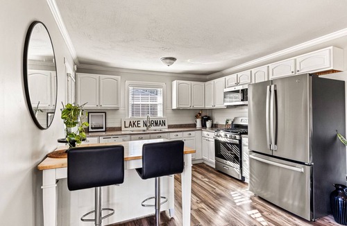Mooresville House | Stay Downton Mooresville