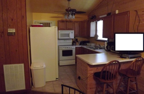 Rocky Grove Cabin | Stay in our private and secluded cabin close to all the Smoky attractions