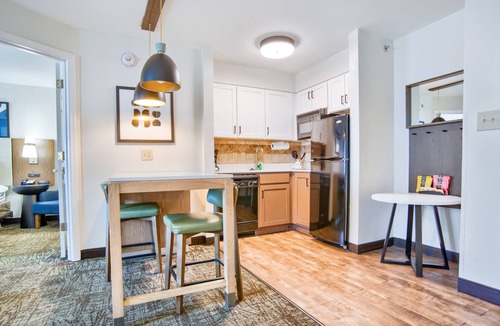 Oak Hotel | Staybridge Suites Gulf Shores by IHG