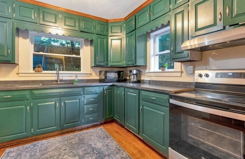 East Stroudsburg Cabin | Stone Cabin Indoor Heated POOL W TENT + Firepit