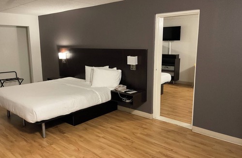 Columbus Hotel | Studio 6 Extended Stay - Columbus, GA -Downtown