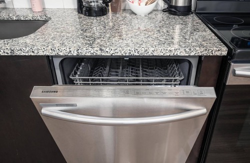 Asheville Apartment | Studio King Suite w/Kitchen | 104