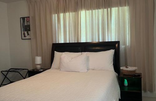 Jacksonville Apartment | Studio with private entrance near Downtown Jax