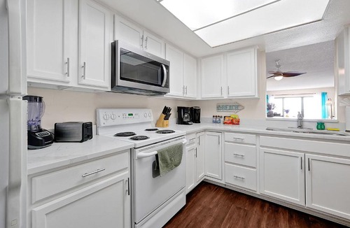Cocoa Beach Apartment | Stunning Beachfront Apartment Near Cocoa Beach Pier
