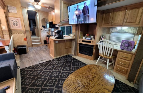 Del Rio House | Stunning Caravan with Fire Pit in Del Rio, Tennessee