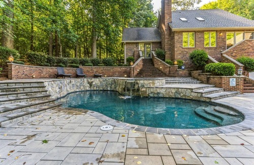 Mooresville Cottage | Stunning Cottage with Swimming Pool in Mooresville, North Carolina