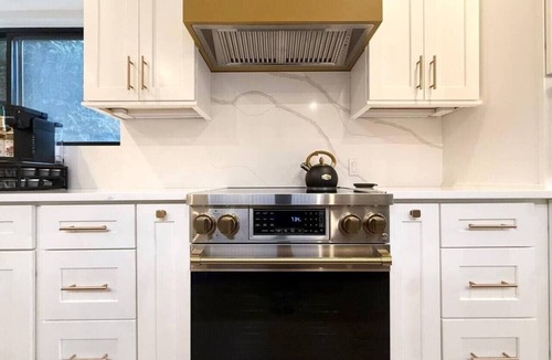 Loring Heights House | Stunning New 4BR/4BA Loring Heights Home | Private Rooftop + 4 King Beds