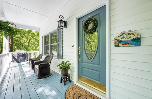 Dahlonega House | Stunning Rushing River Views ~ North Georgia Mountains ~ Short Hop to Town!