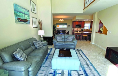 Pensacola Beach House | Stunning Town home Directly on the Gulf with Tennis Court and a Pool!