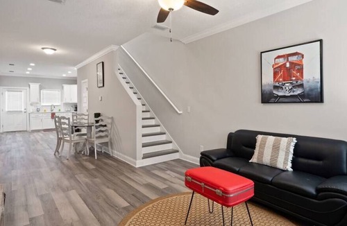 Dock Junction House | 🤩Stylish 🔥3 bdrm ✅ Garage ⚡️Wi-Fi 👍Gated Community🌟