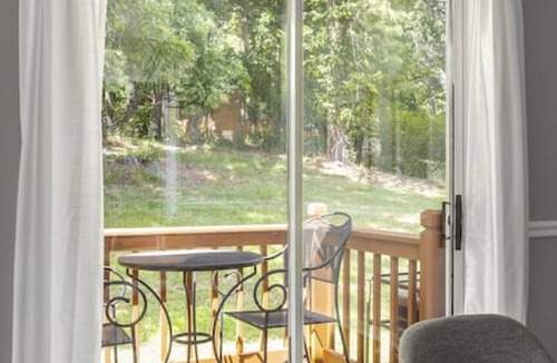 Church Street House | Stylish 3-Bedroom Near ATL Airport & City Center