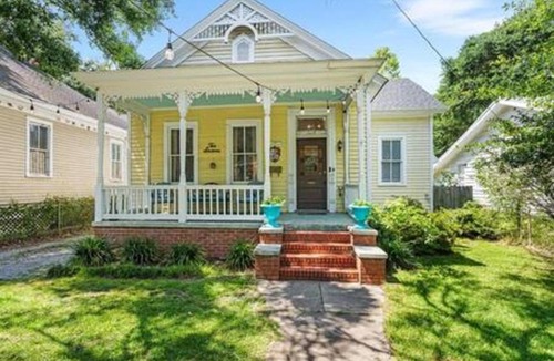 Mobile House | Stylish Historic Home 5 Min Walk to Downtown