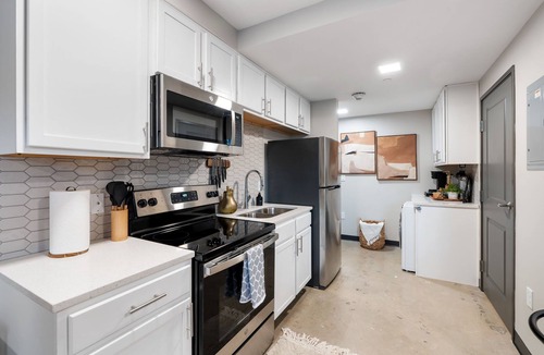 Five Points South Apartment | Stylish Uptown, Downtown Living Apartment With Free Off Road Parking