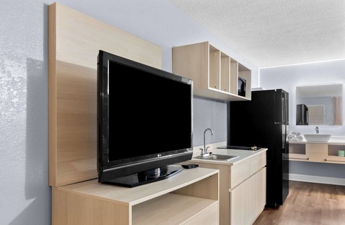 Dock Junction Hotel | Suburban Studios Brunswick of I-95