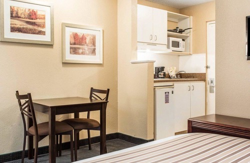 Big Shanty Hotel | Suburban Studios Kennesaw-Marietta North