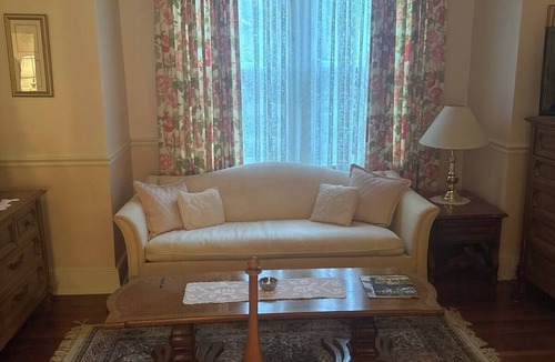 Aiken House | Suite #2 - Queen Bed with Jetted Tub & Marble Bath