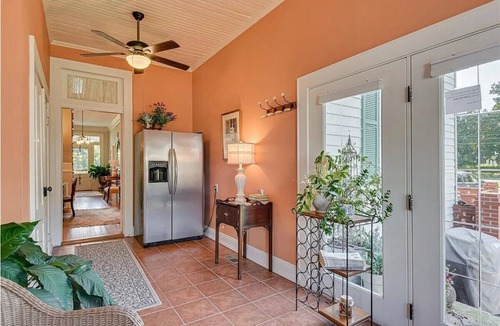 Aiken Apartment | Suite #3 Welcoming Queen Room, Private Bath, Historic Annie’s Inn