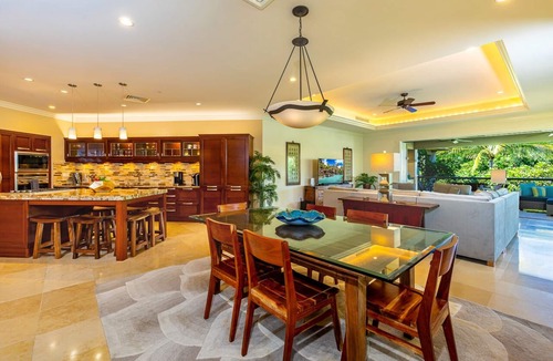 Wailea Villa | Summer Deal Wailea Beach Villa with Resort Pool and Hot Tubs