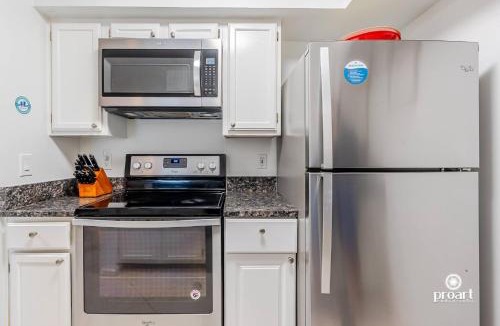 Indian Bayou Apartment | Summer Escape* 0.7 miles to beach