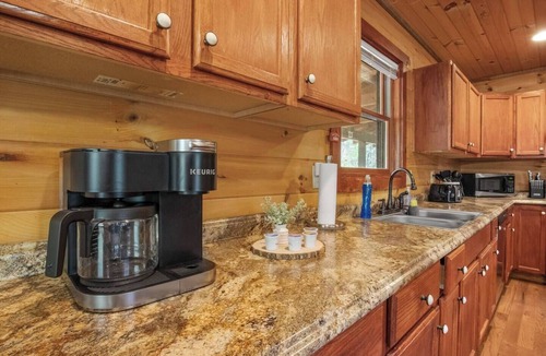 Waynesville Cabin | SUMMER SPECIALS! Luxury Mountain Cabin w/Hot Tub, Game Room