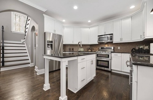 Mooresville House | Summer specials! Welcome to our LKN HOME! Sleeps 16! Boat Rental Available!