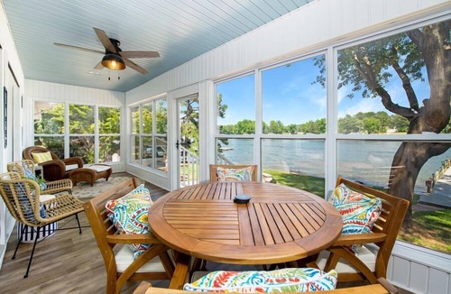 Mooresville House | Summer STATus w/Optional Boat Rental
