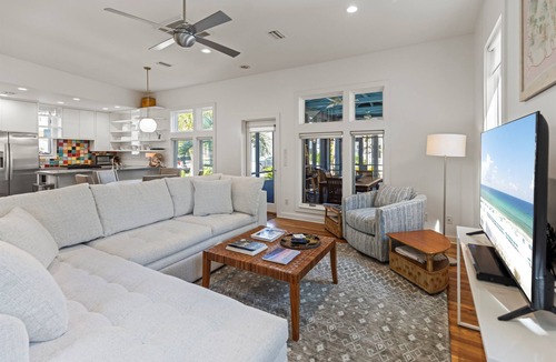 Sunnyside House | Summerlight - Coastal Cottage in Carillon, Walk to Beach, Golf Cart Available 🛺