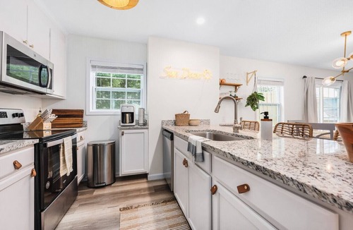West Panama City Beach Villa | SUN-DAZE | Renovated 3bed Home & WALK TO BEACH!