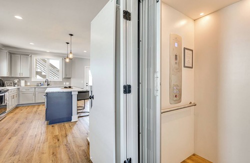 Wilmington Beach Apartment | Sun, Surf & Group Fun in Carolina Beach! Luxe Home